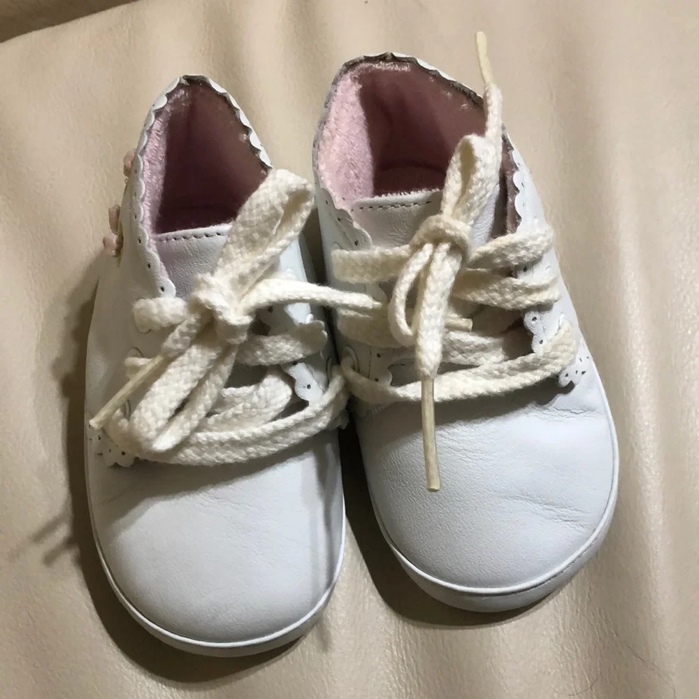White Leather Baby Shoes with mini tulips